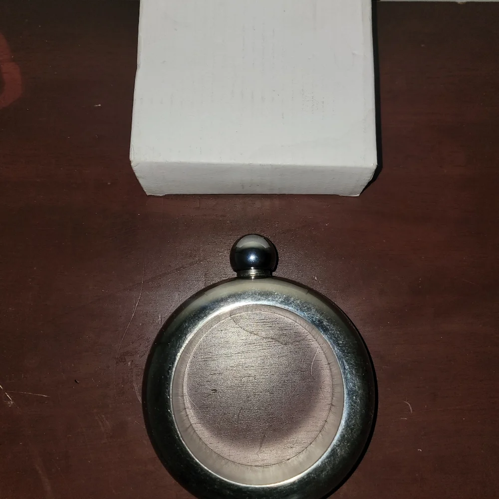 Flask - Picture 2 of 2